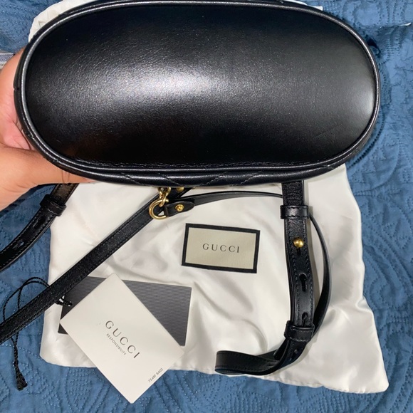 GUCCI Calfskin Matelasse GG Marmont Flap Backpack Black - Picture 4 of 11